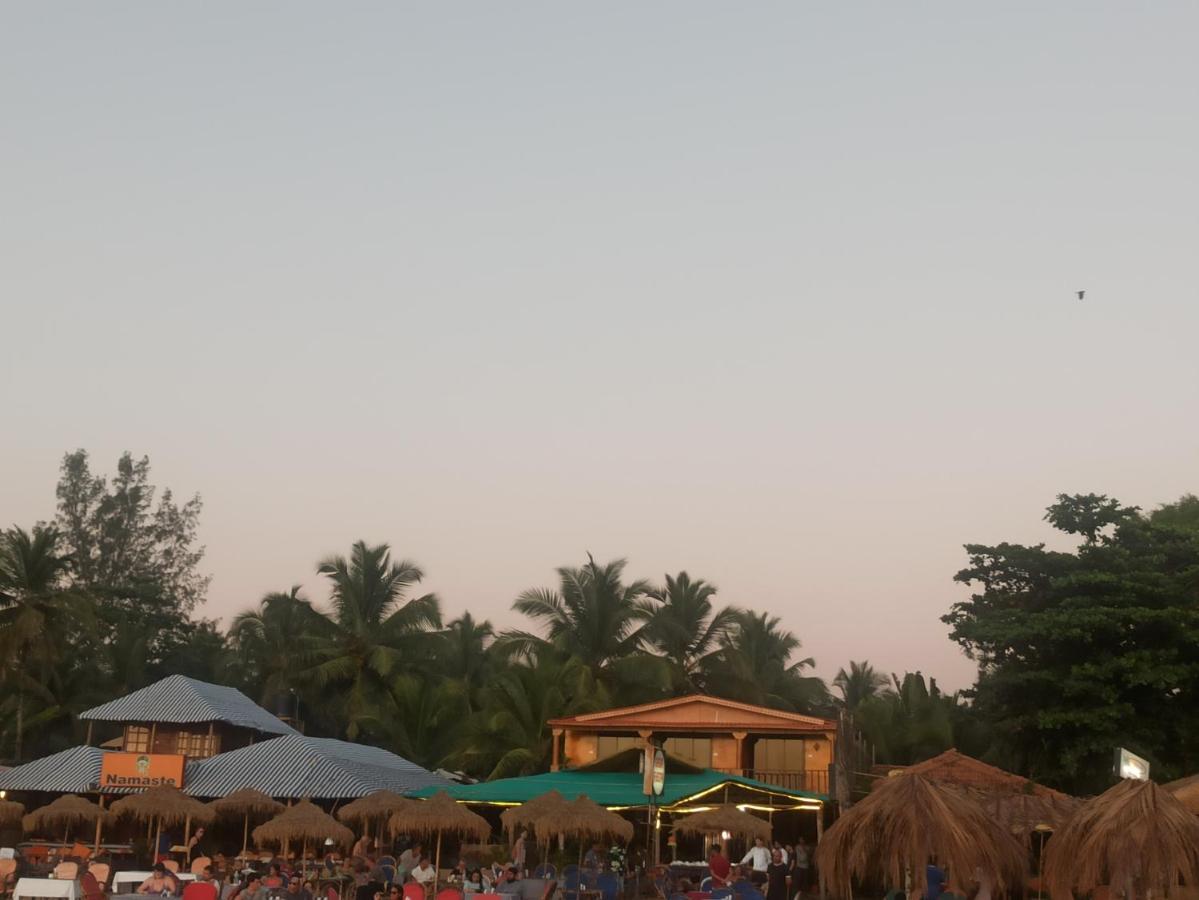 Casa Fiesta Sea Front Beach Huts Patnem Beach المظهر الخارجي الصورة